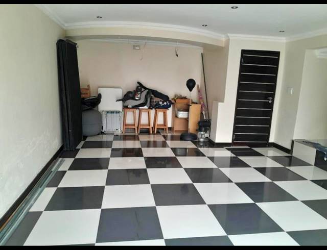 3 BEDROOM HOUSE FOR SALE IN MULBARTON